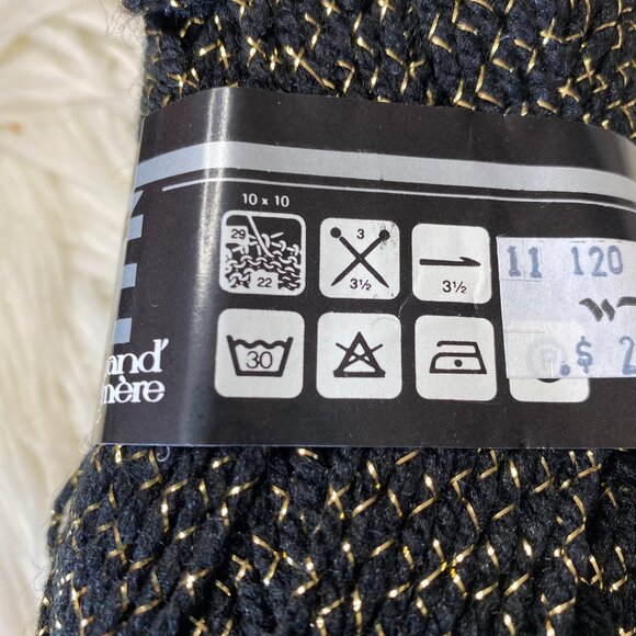 Lot of 6 Grand'mere Cross Lame Yarn - Picture 3 of 4